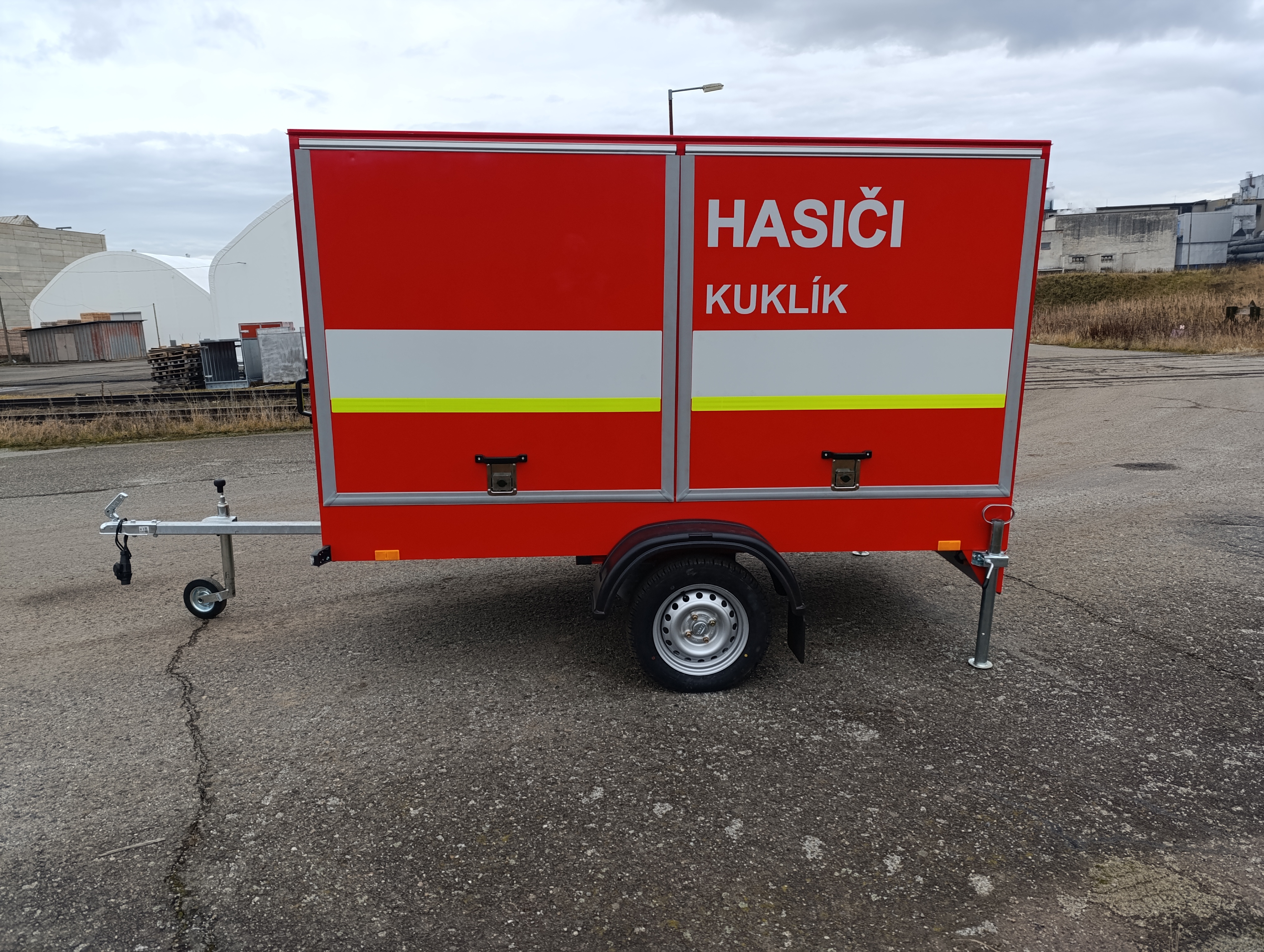 přívěs pro hašení do 750 kg